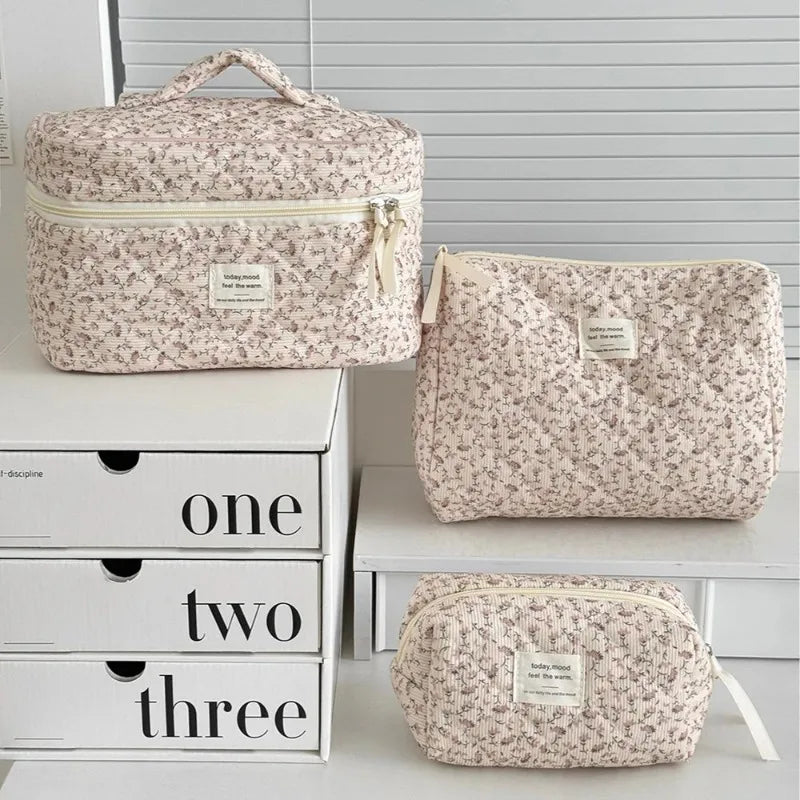 Retro Women's Floral Print Cosmetic Bag Handbag Travel Organizer