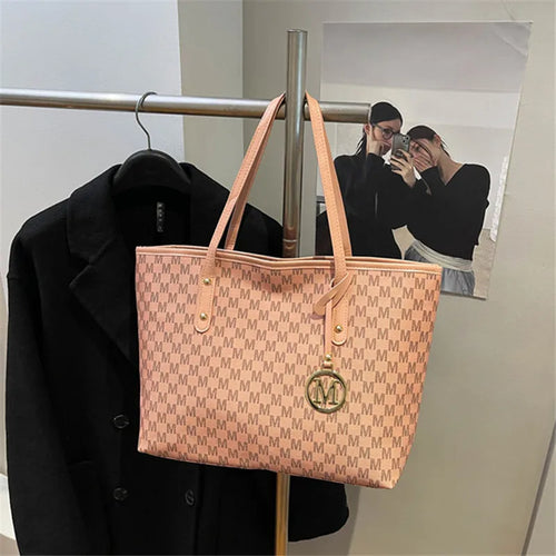 Large Capacity Commuting Tote Bags Fashionable Printed Pu Leather