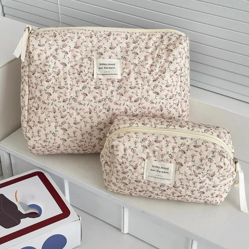 Retro Women's Floral Print Cosmetic Bag Handbag Travel Organizer