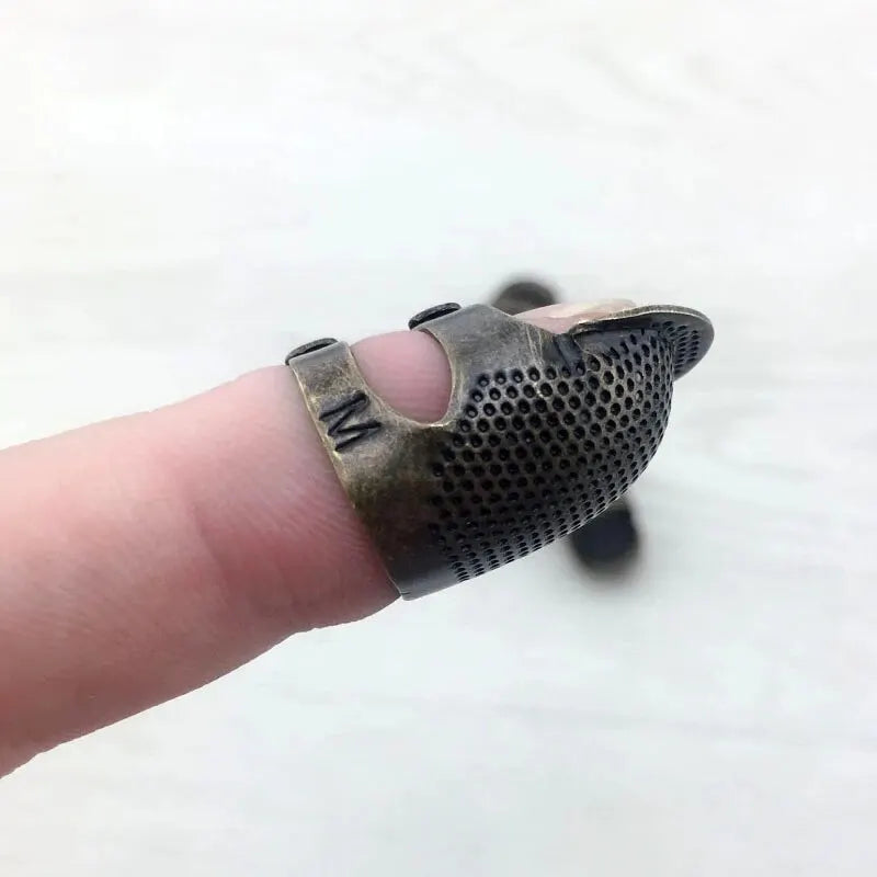 Adjustable Vintage Sewing Thimble, Handmade Non-slip Embroidery
