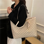 Large Capacity Commuting Tote Bags Fashionable Printed Pu Leather