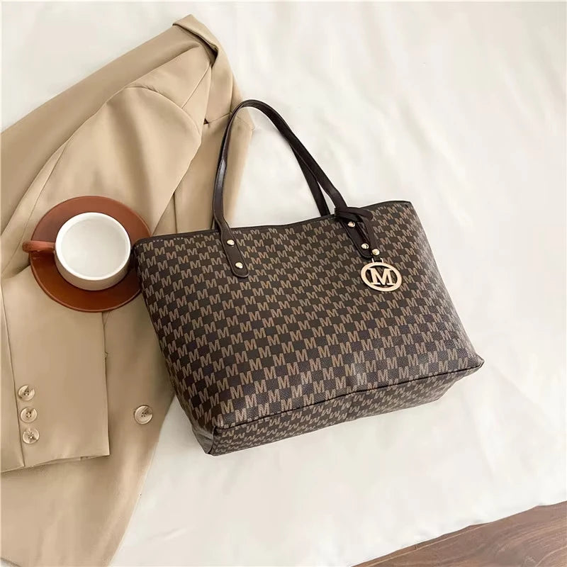 Vintage Ladies Tote Bag Large Capacity Fashion Elegant Handbag Classic