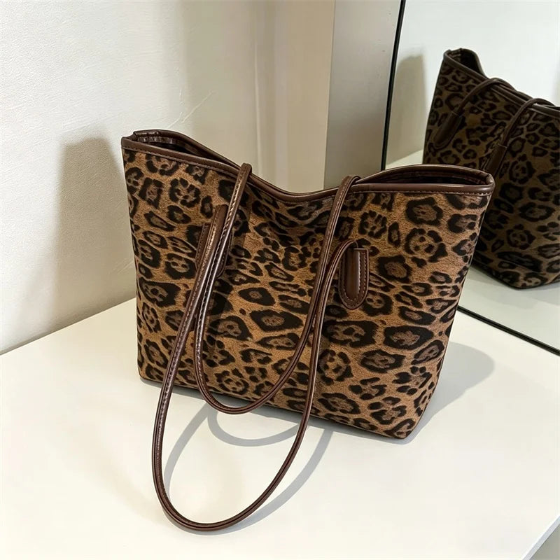 Retro Leopard Print Tote Bag Large Capacity Casual Versatile Commuter